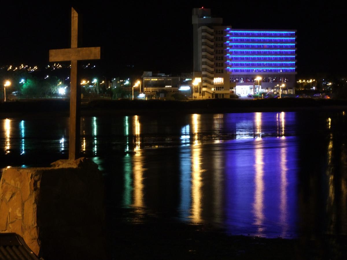 Hotel Rayentray Puerto Madryn Exterior foto